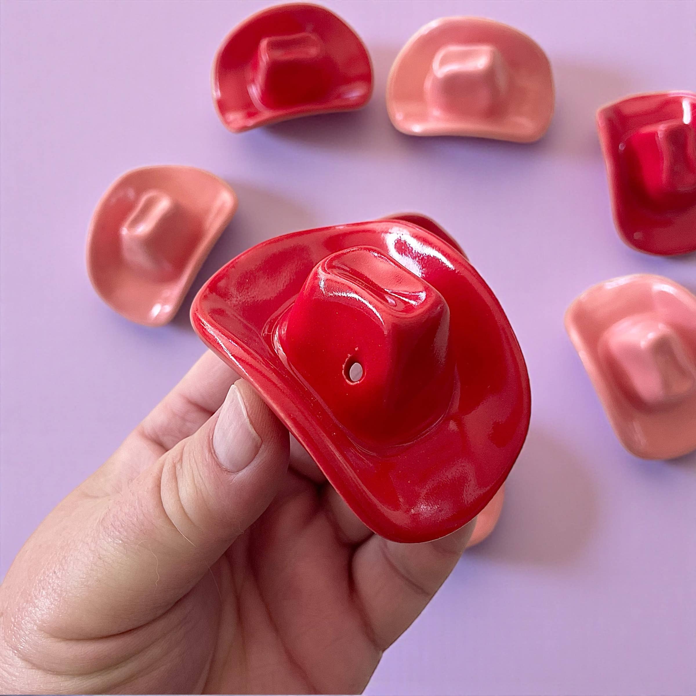 Mudpuppy Ceramic Studio - Wholesale Decorative Tabletop Object - Small Ceramic Cowboy Hat Home Decor Vase - Bright Red Glaze2