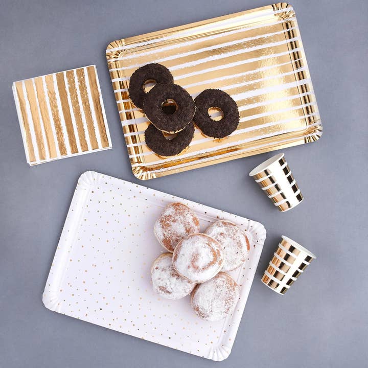 Hootyballoo by Club Green – wholesale Disposable plate – Gold Paper Trays 4 Pack