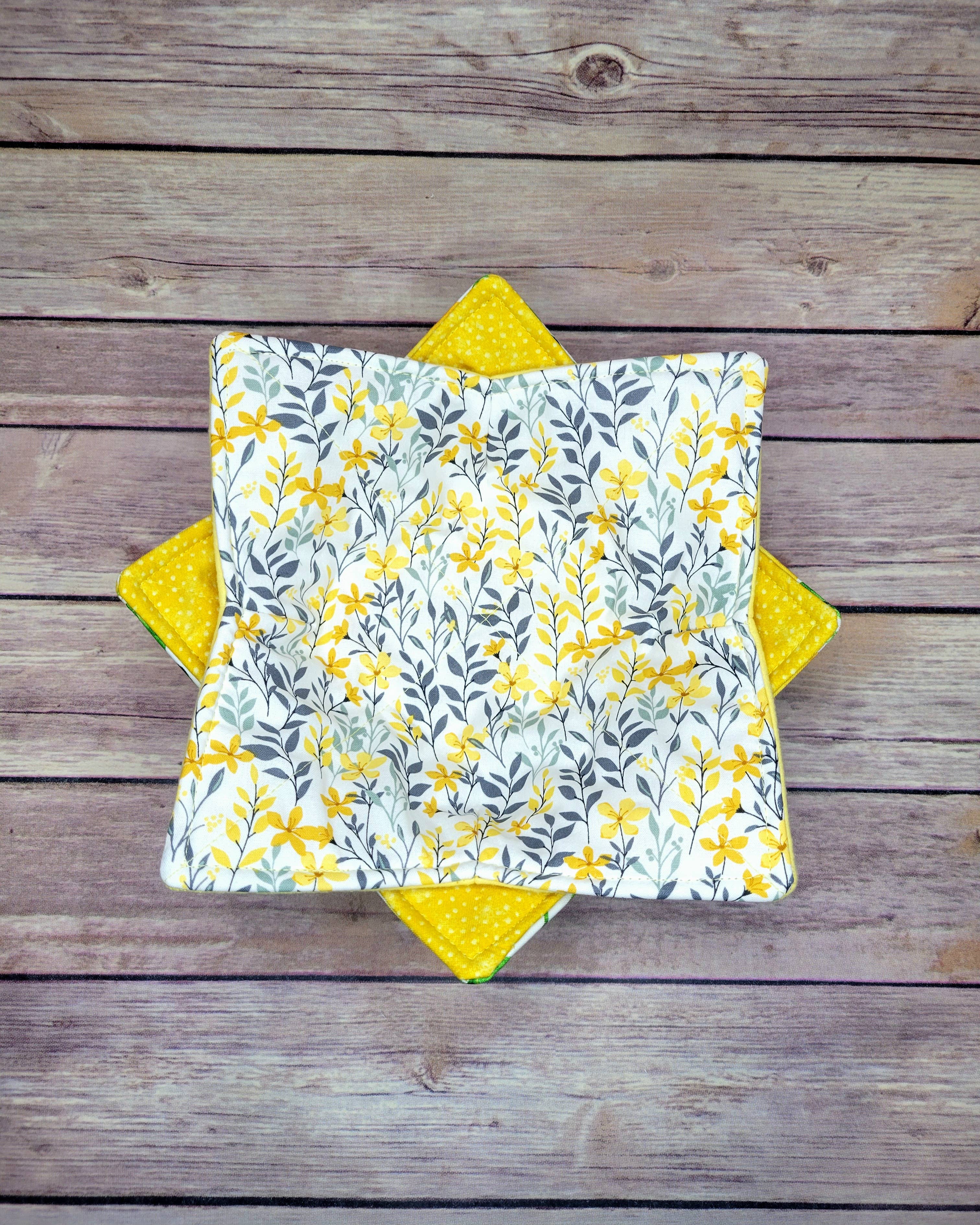 Burpie Bibs Boutique - Wholesale Oven Mitt/Pot Holder - Spring Bowl Cozy | Floral Hot Pad | Flower Flowers Bee Bees16