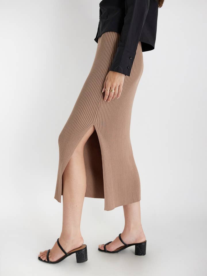 La gonna Jolene per la vendita all'ingrosso da parte di MOD REF