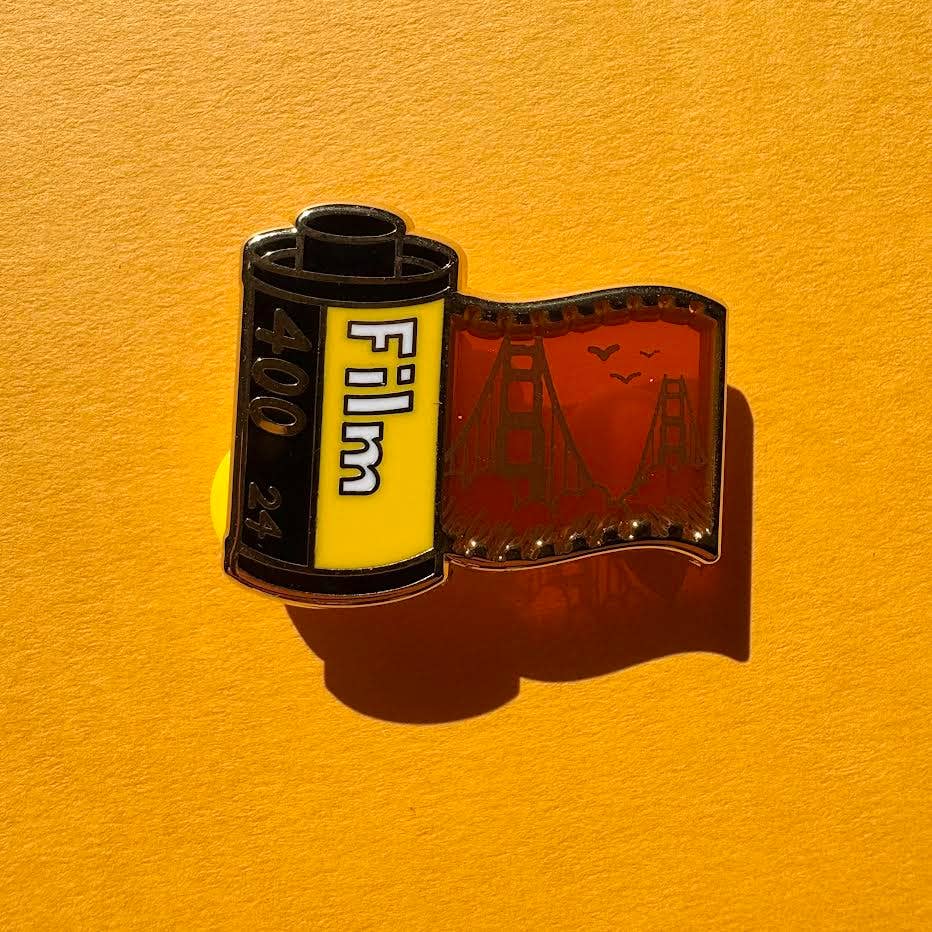 Painting With James - Venta al por mayor Botón/prendedor - Insignia de esmalte iluminadora de rollo de película de San Francisco2