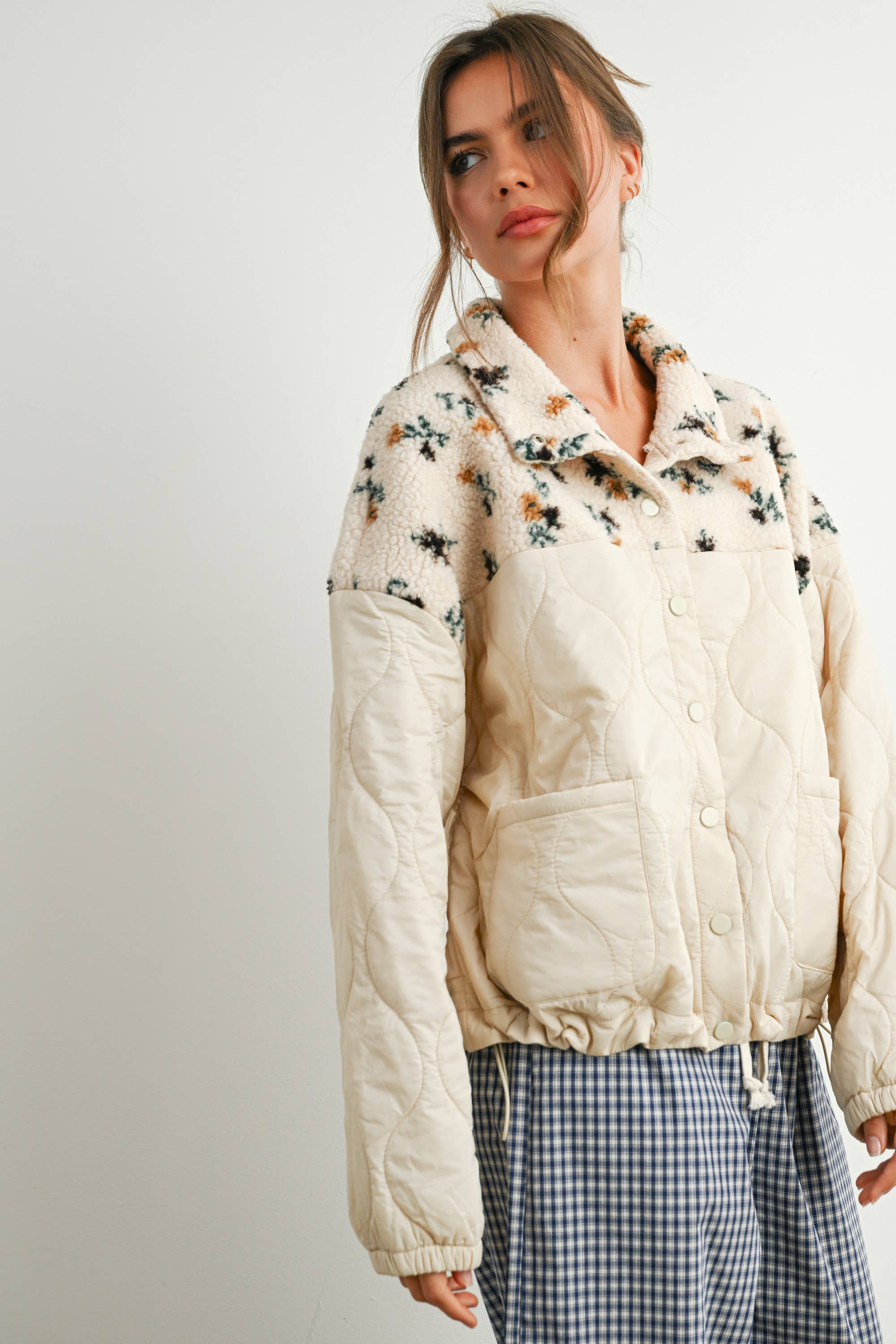 BUTTERMELON - Vente Veste – femme - Veste matelassée à manches longues à fleurs - BMJ78588