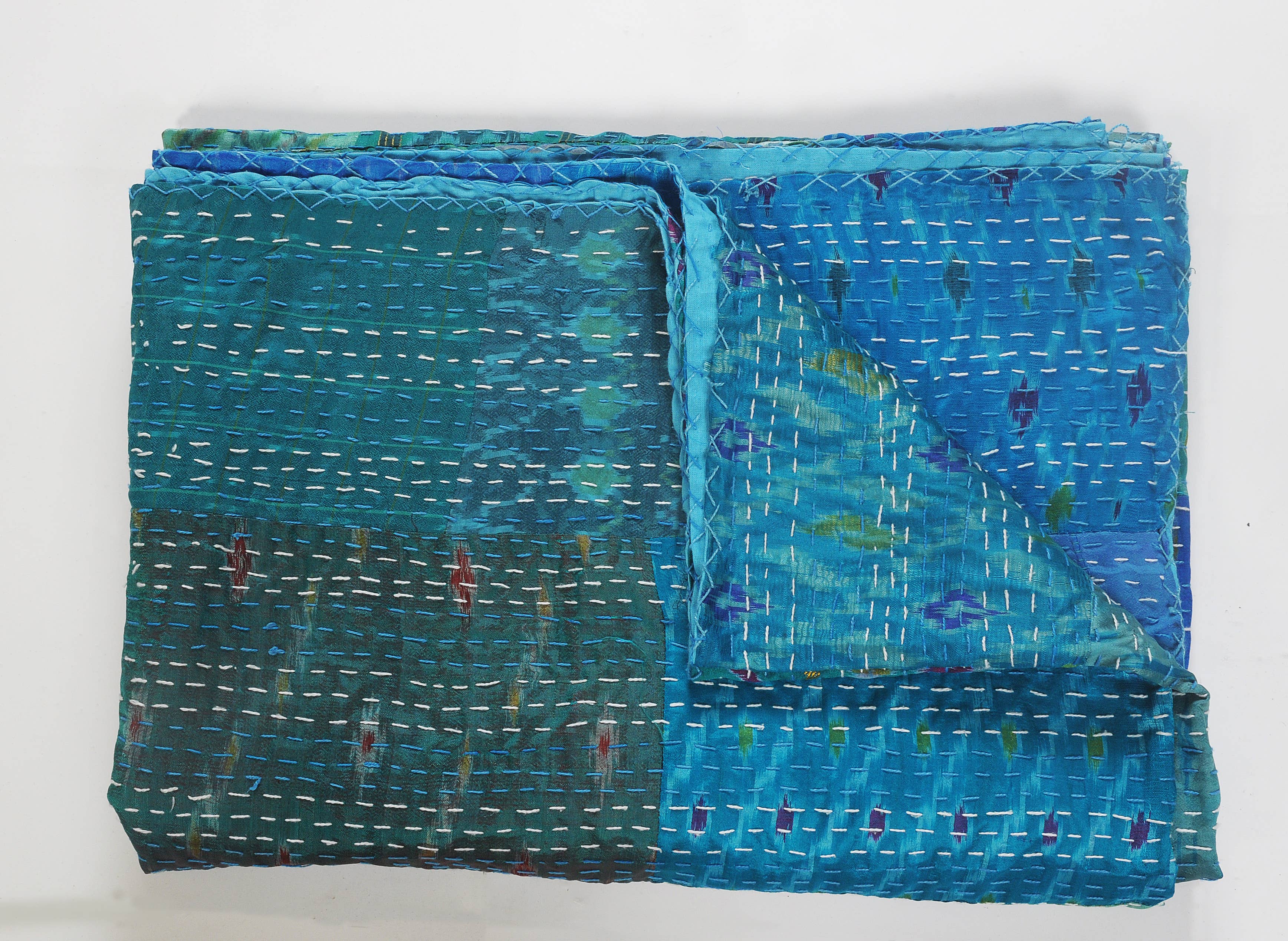 LR Home - Wholesale Throw Blanket - Silk Cotton Kantha Throw – Handmade & Colorful2