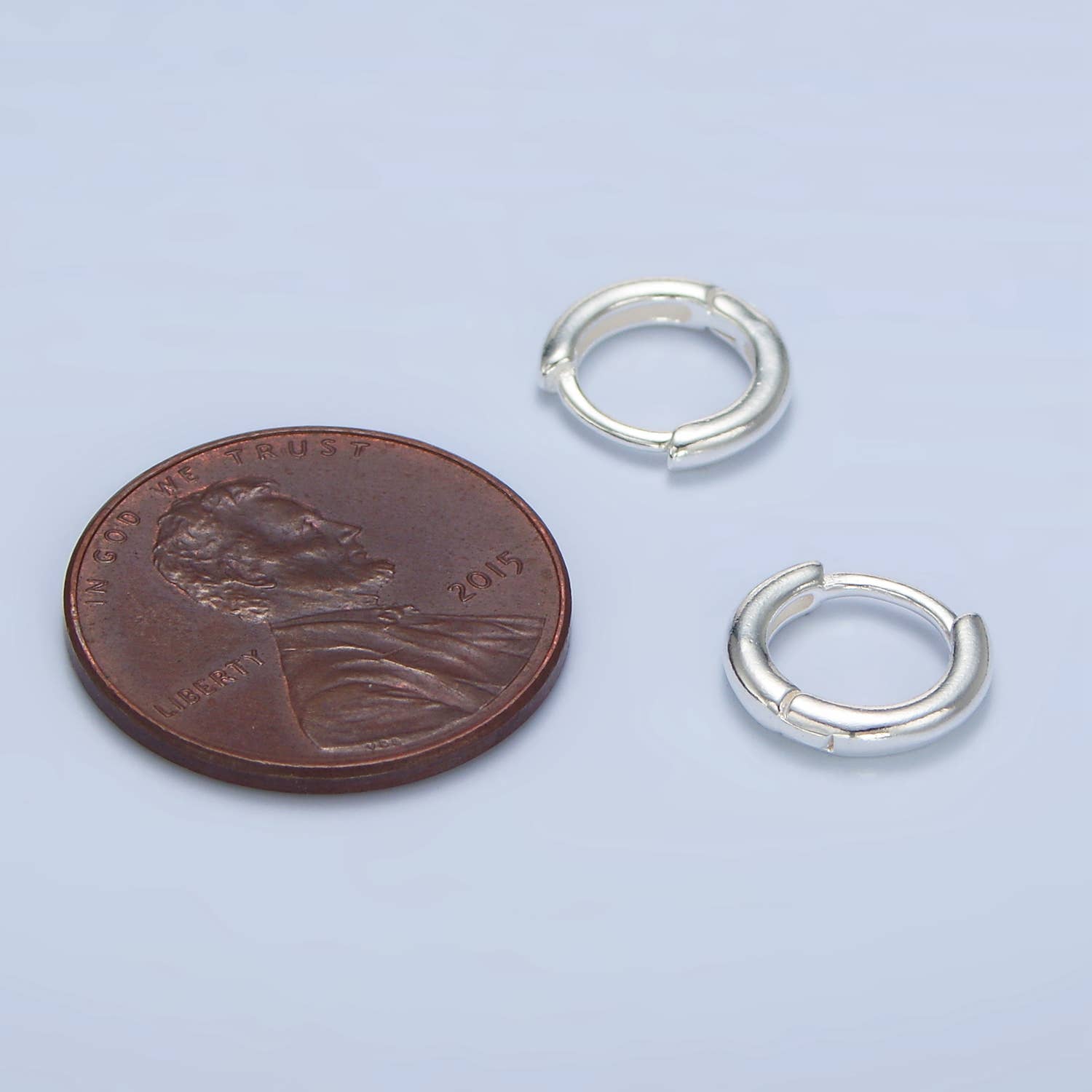 Aim Eternal - Wholesale Huggie Earrings - Sterling Silver Cartilage Huggie Hoop Earrings | SL-3773