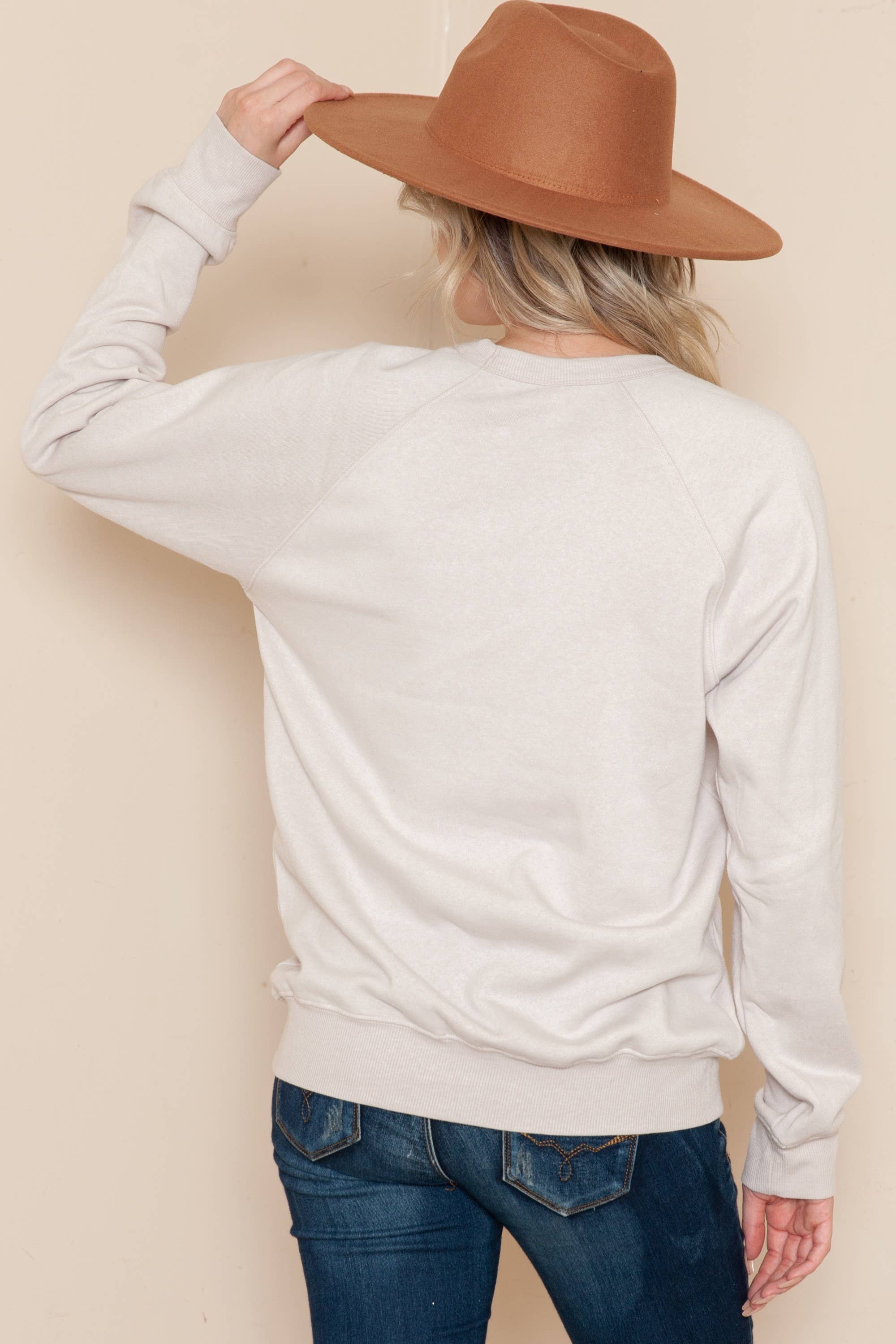 BouTeeQue Closet – Camisola gráfica - Mulher por atacado – 1075CL - Sweatshirt Algodão Crewneck - EASY TIGER2