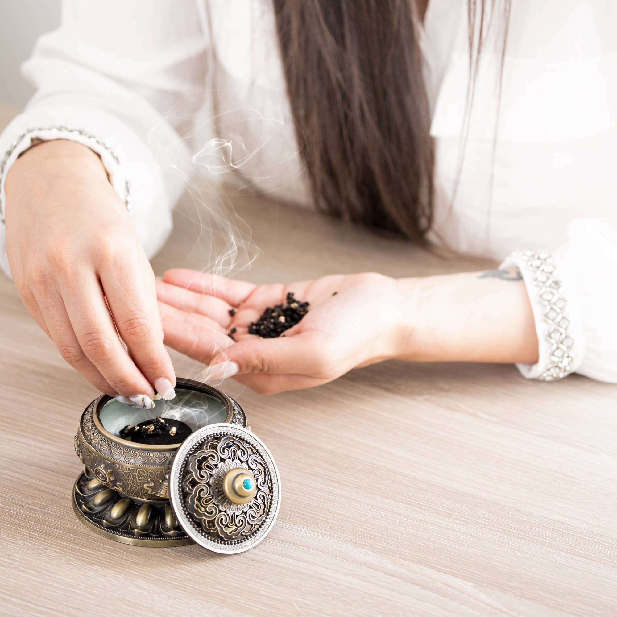 Vibratis - Wholesale Wierook - Pontificale wierook in bulk 1 kg - natuurlijke korrelwierook2