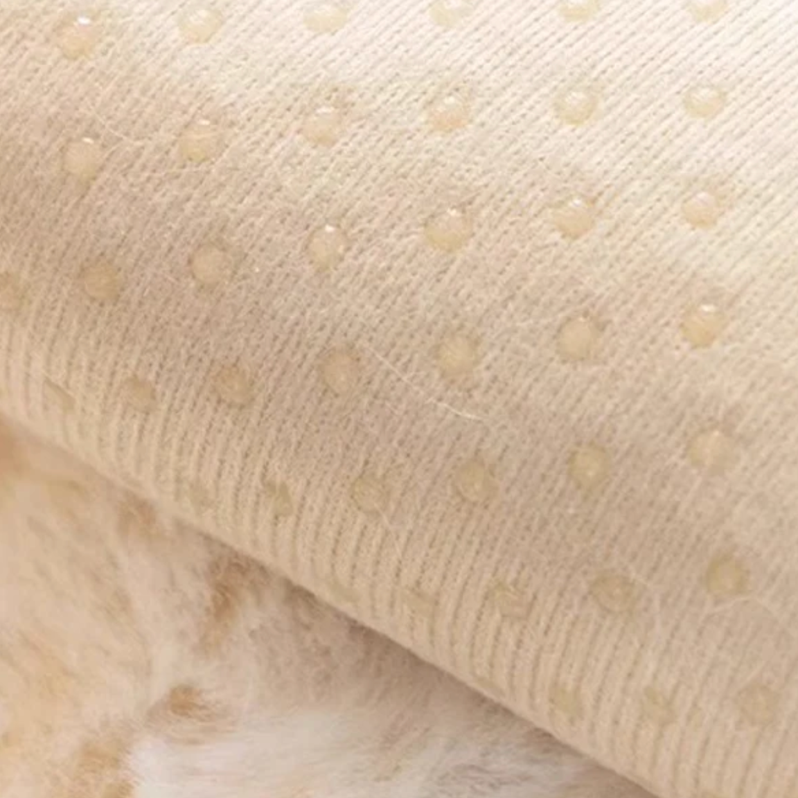 BRECK + FOX - Wholesale Area rug - Rabbit Faux Fur Carpet5