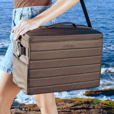 Nutshell Cooler 17L : Sustainable, Foldable, and Stylish for wholesale by Nutshell Coolers