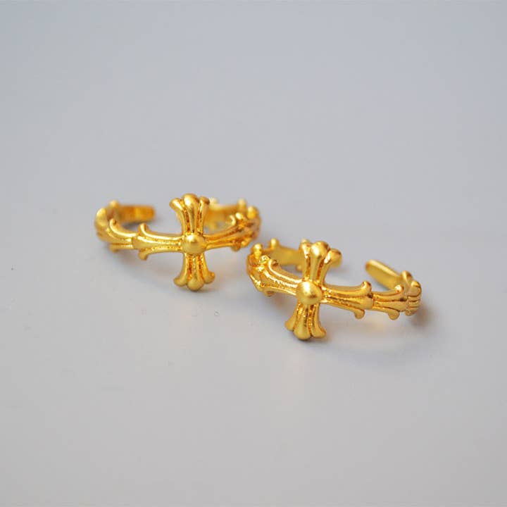 Revelari - Wholesale Band/Stacked Ring - Gold Cross Design Ring – Bold and Elegant