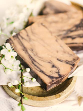 Baby soap with sweet almond oil for wholesale by Les bulles de Nan's