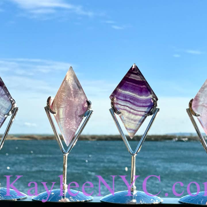 KayleeNYC - Wholesale Spiritual Stone/Crystal - Natural Fluorite Diamond Crystal w Zodiac stand