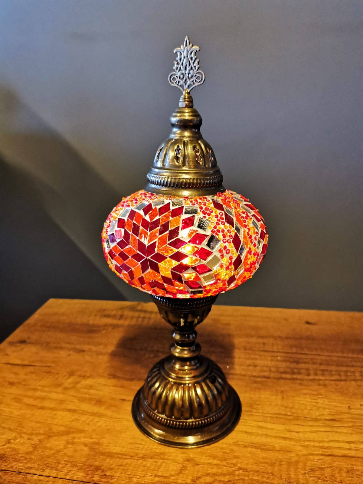 Import Corner – wholesale Accent-/skrivbordslampa – Turkisk mosaikbordslampa med 7-tums skärm i box7