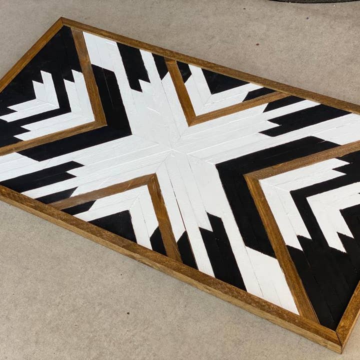 Art mural en bois anthracite pour la vente par Azwoodwallart