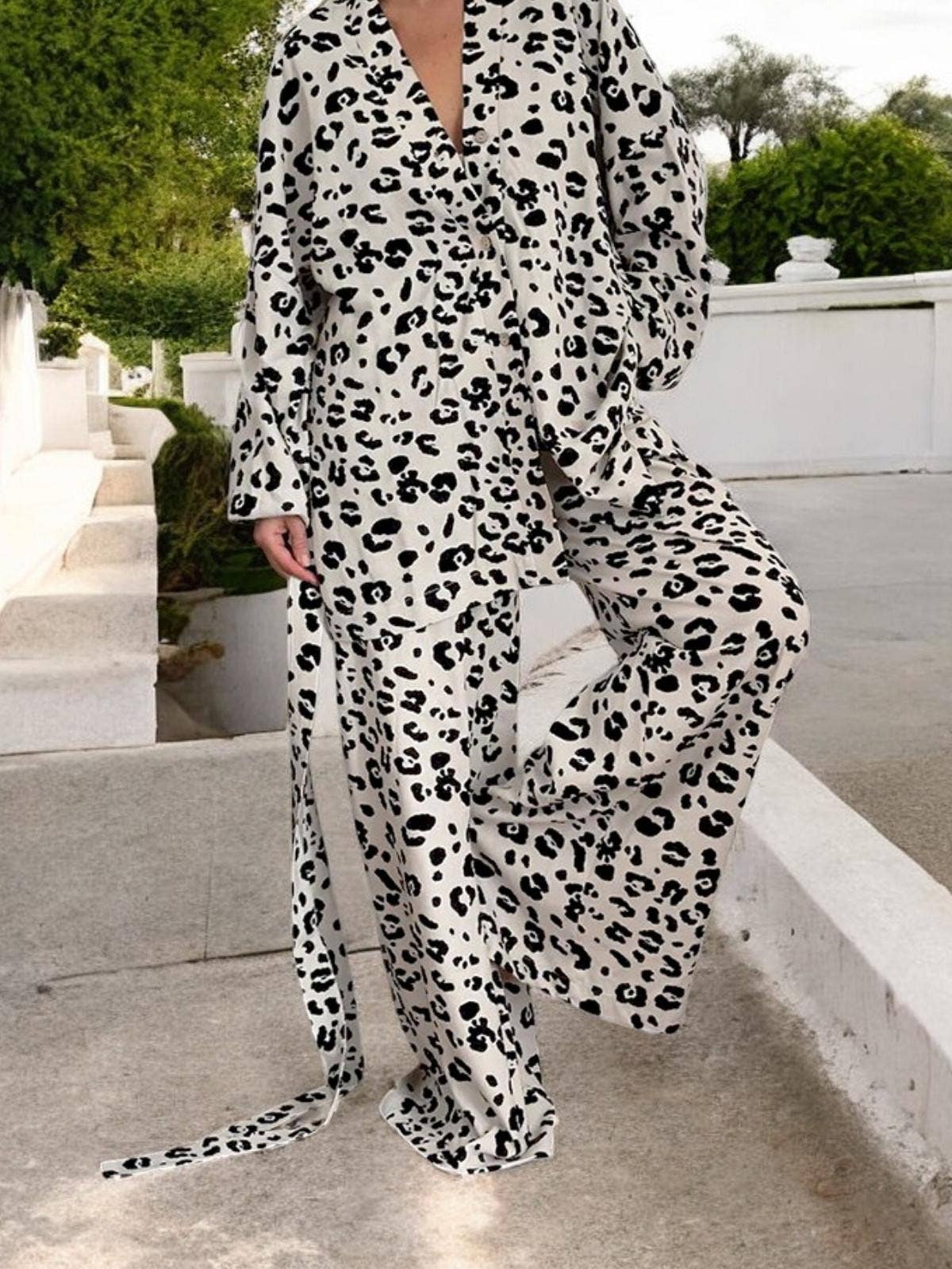 White Leopard Print Lounge Shirt and Pants Set for wholesale on Faire0