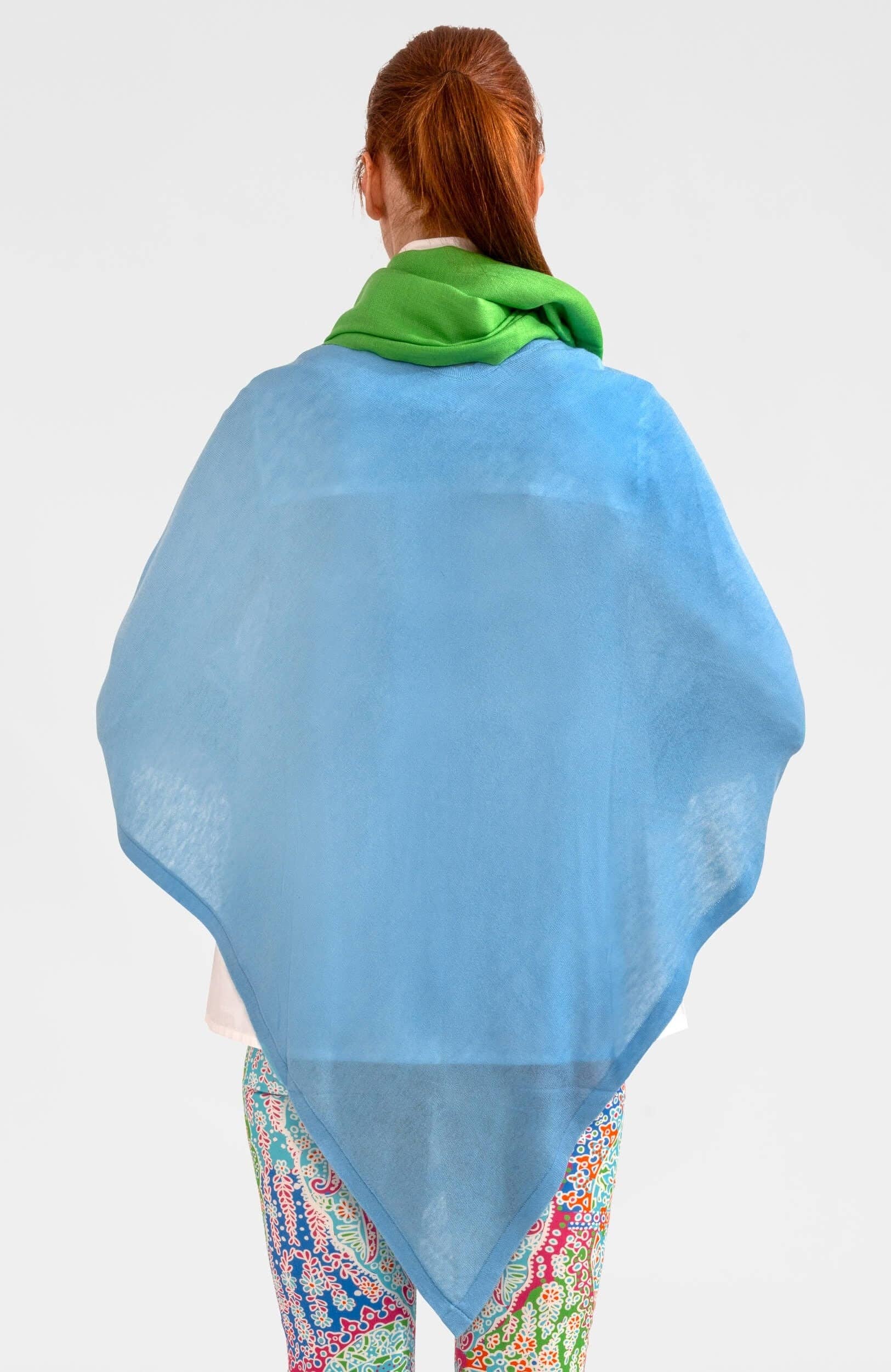 Gretchen Scott LLC - Venta al por mayor Poncho - Mujer - Poncho similar al cachemir23