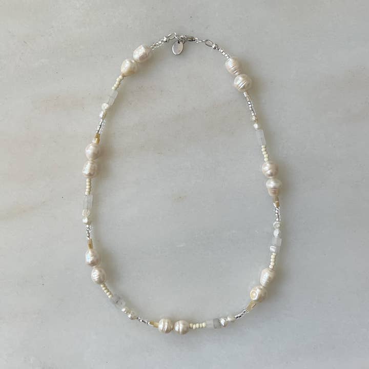 Halskette mit gemischten Perlen für den Großhandel von Sea + Pattern