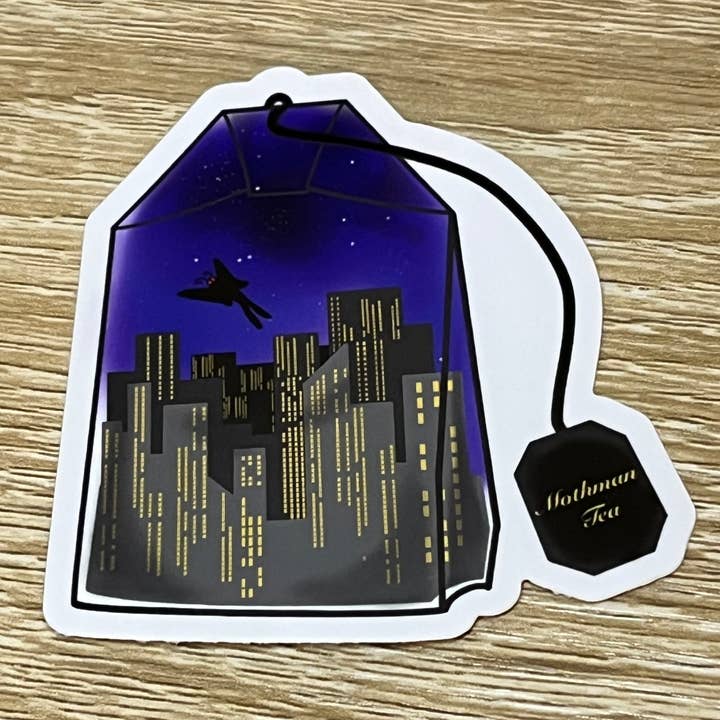 Pegatina de vinilo de 3 pulgadas Mothman Tea para venta al por mayor de Greetings From Hospitality Lane