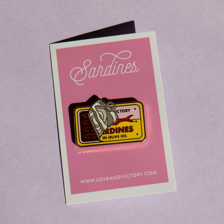 Épingle à sardines pour la vente par Love & Victory
