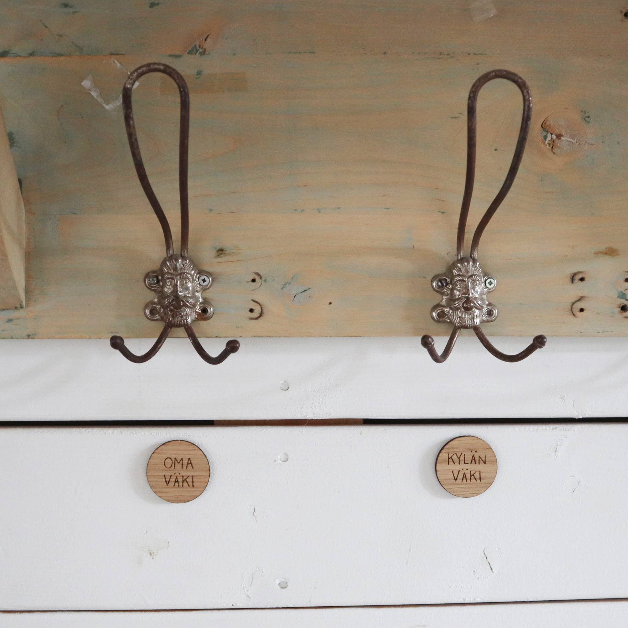 Papurino - Wholesale Sign - Wooden towel signs7