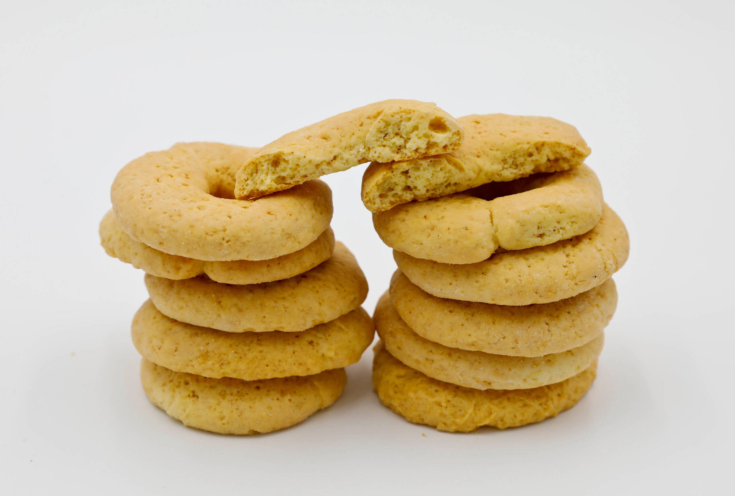 Piccolo Forno - Wholesale Cookie - Lactose-Free Donuts1