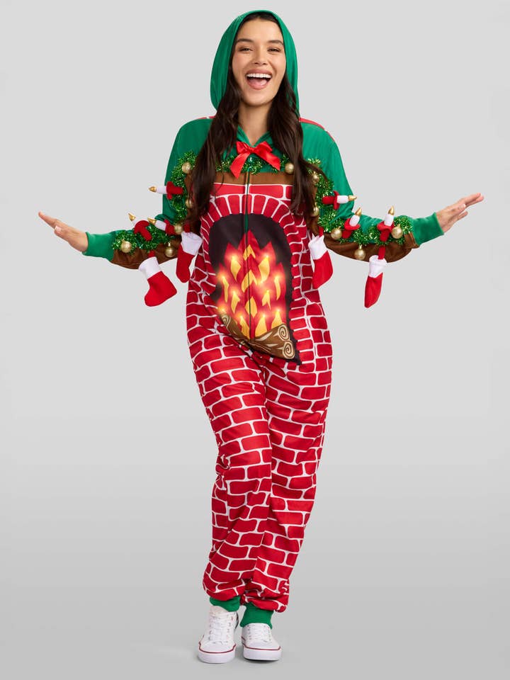Combinaison lumineuse festive pour femmes avec cheminée pour la vente par Tipsy Elves