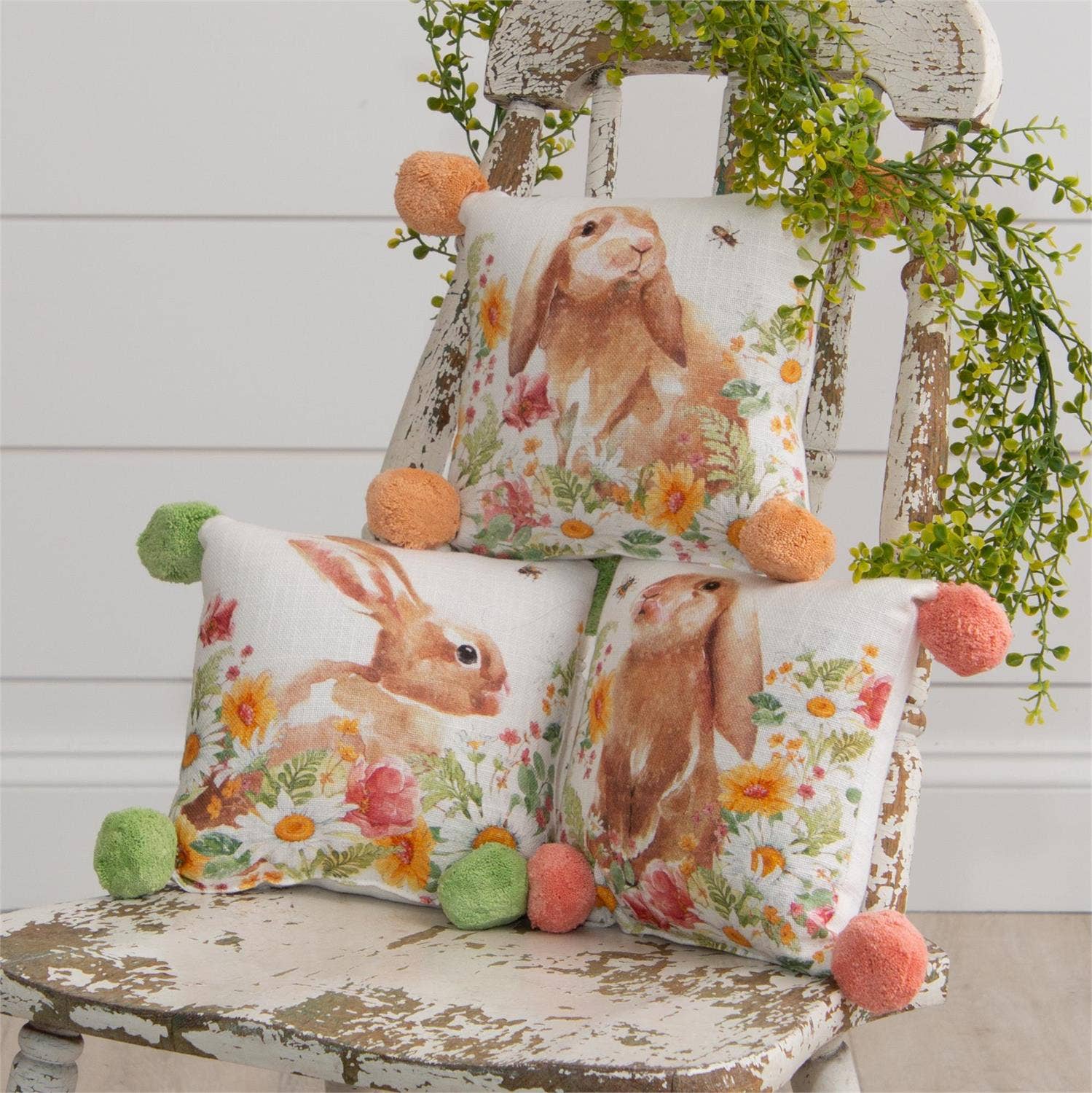 Audrey's Home & Gift - Wholesale Throw/Decorative Pillow - Mini Pillows - Daisy Days Bunnies (Pk/03 Ast)1