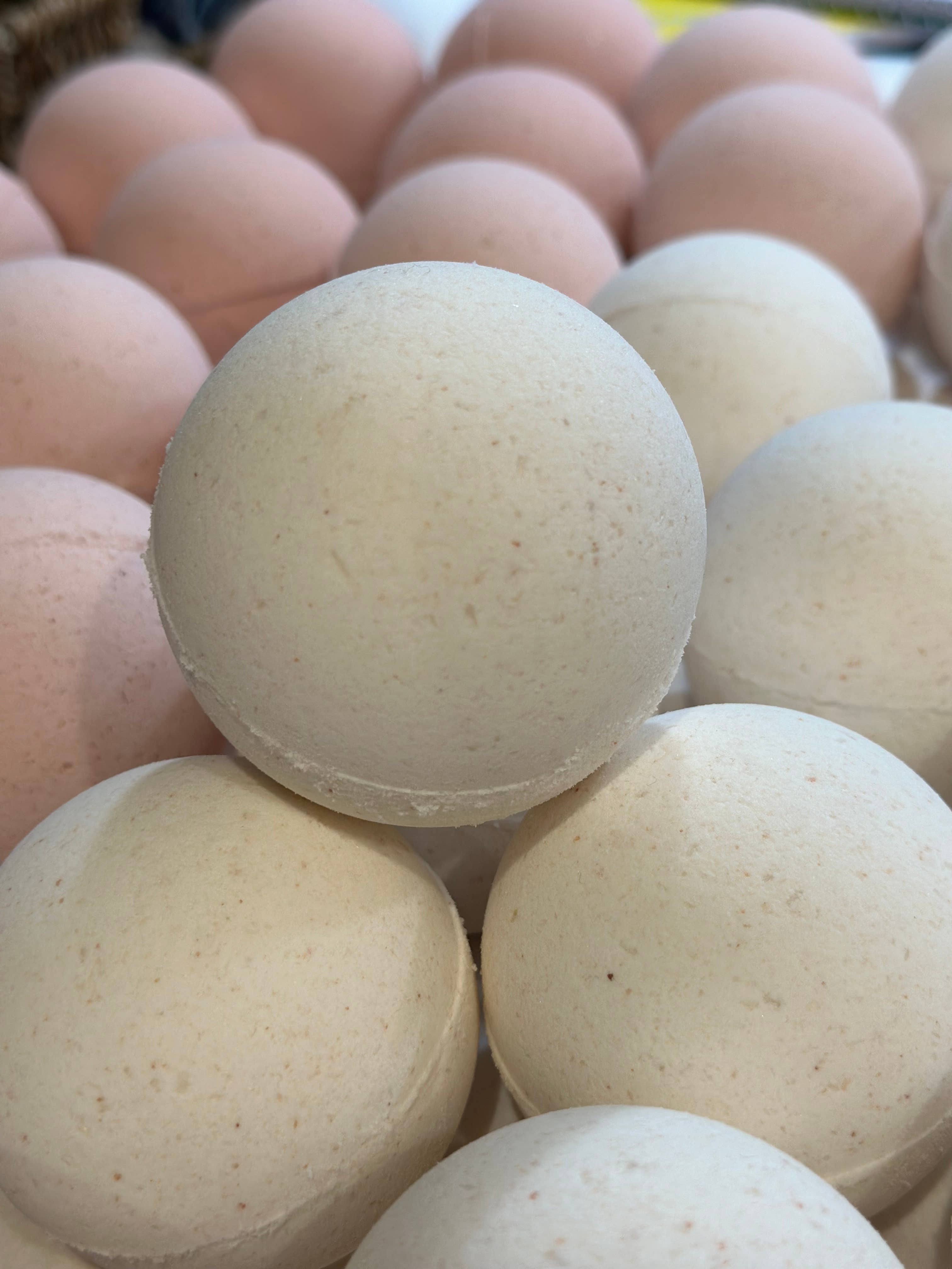 Suzy Spa Essentials - Wholesale Bath Bomb/Fizz - Bath Bomb – 5 oz5