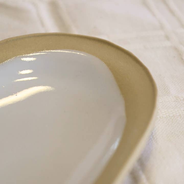 Nosse Ceramics - Wholesale Platter - Narrow Platter (30cm) - Ubuntu Aura
2