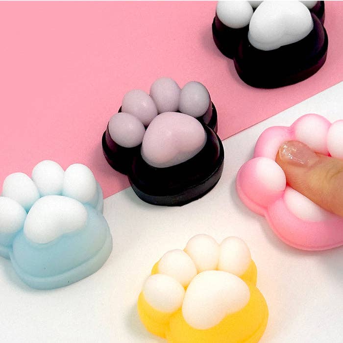 K-Wonderland - Wholesale Squishy Toy - Kids & Baby - Kitty Paw Pop Squishy 5 Colors Random Box3