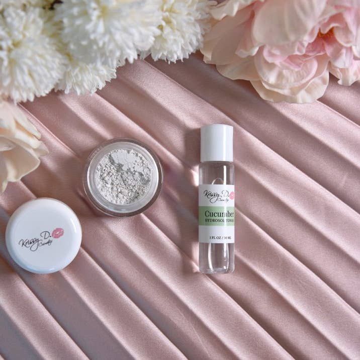 Krissy D Cosmetics - Venta al por mayor Mascarilla - MASCARILLA DE ARCILLA «BEET THAT ACNE» CON TÓNICO DE PEPINO ACTIVADO