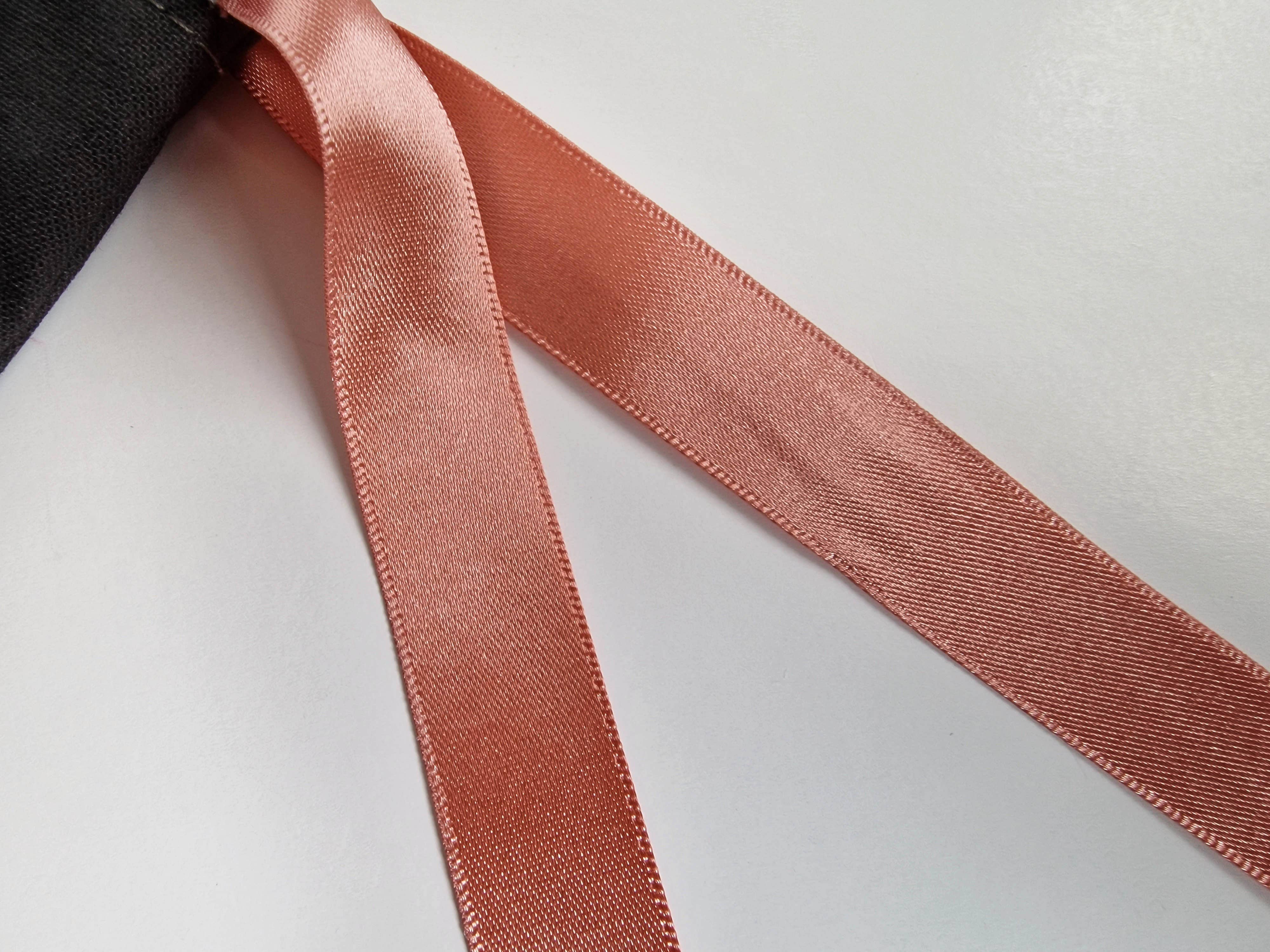 Six Acre Meadow – wholesale Gift bag – Wedding and Bridesmaid Gift Pouch in Dark Grey/Rose Gold4