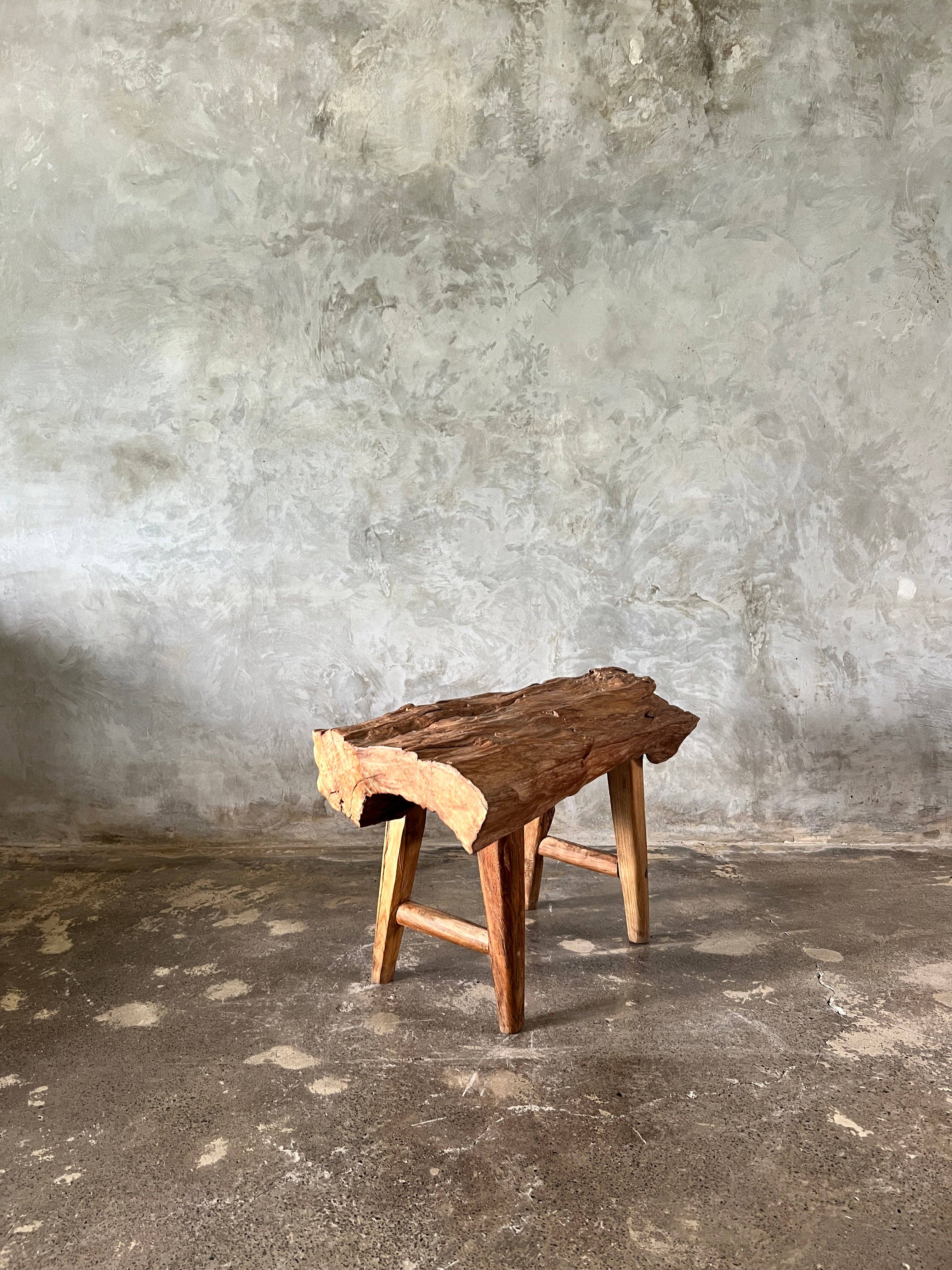 Office Objets - Venta al por mayor Bancos - Banco pequeño de teca asiática rubia con cuatro patas - Sembilan5