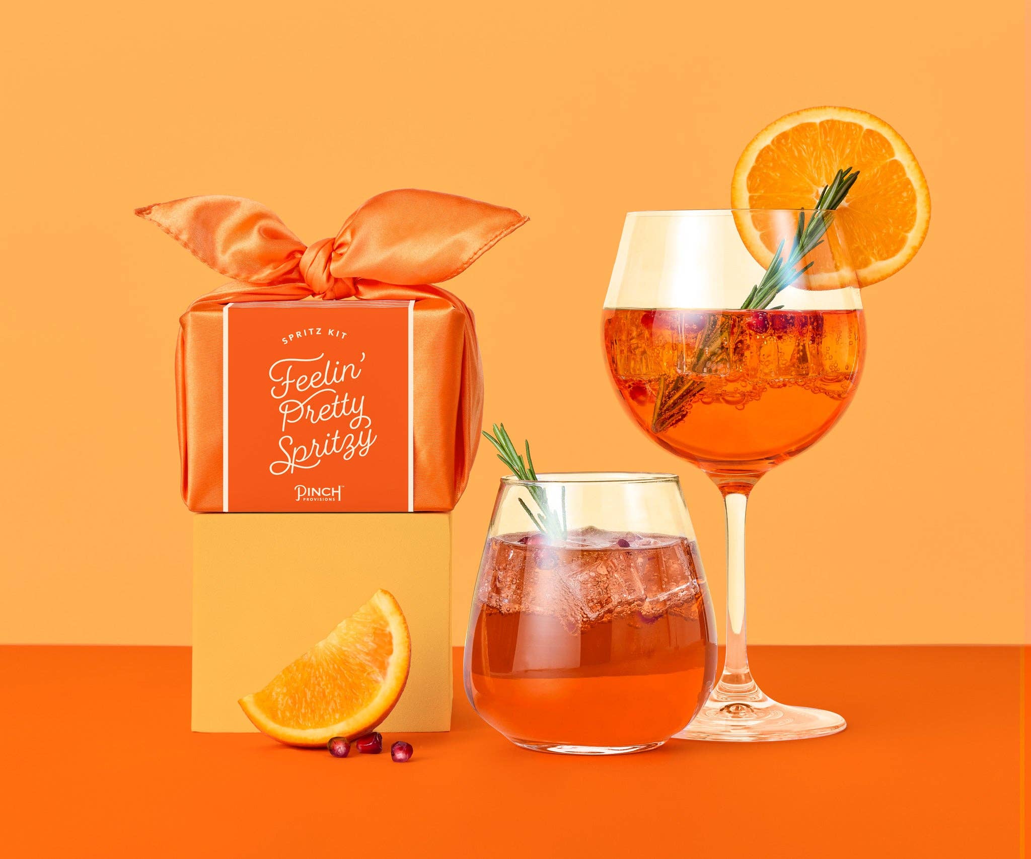 Pinch Provisions - Vente Kit de fabrication de boisson - Kit Spritz | Orange, Aperol, Dolce Vita, Italie1