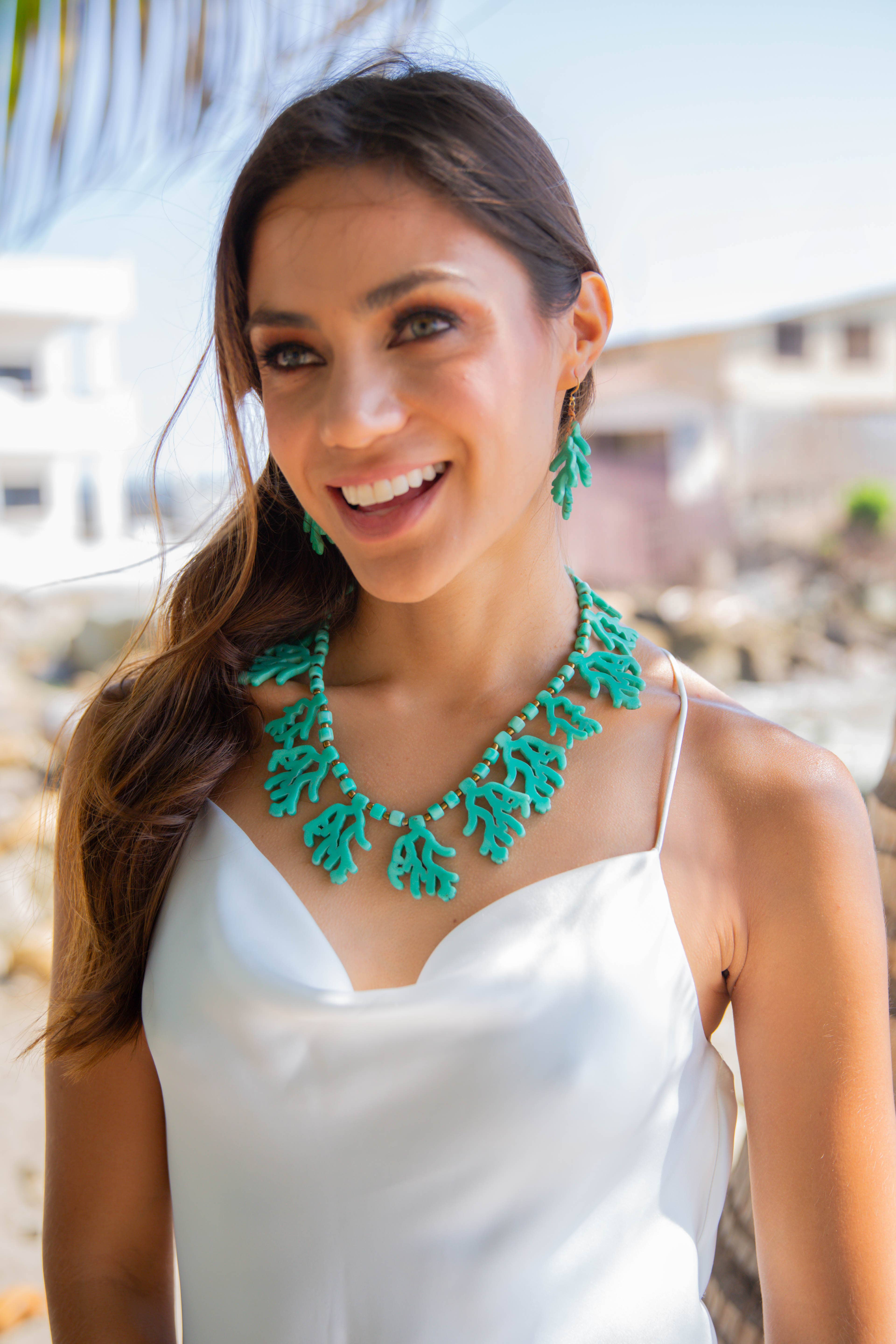 Organic Tagua Jewelry - Vente Colliers plastrons - Collier Addison4