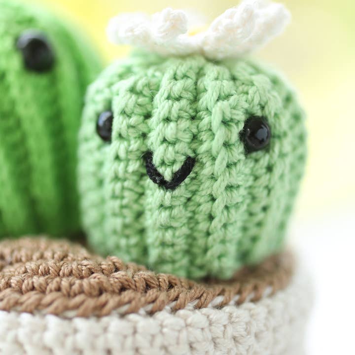 Anh2 LTD - Wholesale Car Decorative Charm - Unisex - Crochet Cute Cactus Plant Couple Car Dashboard Ornament Gift1