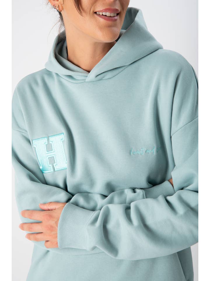 HEART and SOUL - Wholesale Hoodie - Women's - Felpa Oversize Donna con Cappuccio – Blake Jade | 2