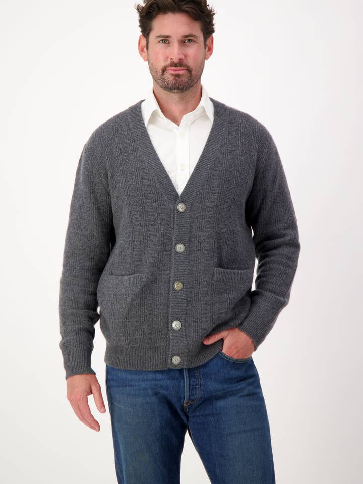 Cardigan en cachemire à hachures croisées pour la vente par Nuan Cashmere