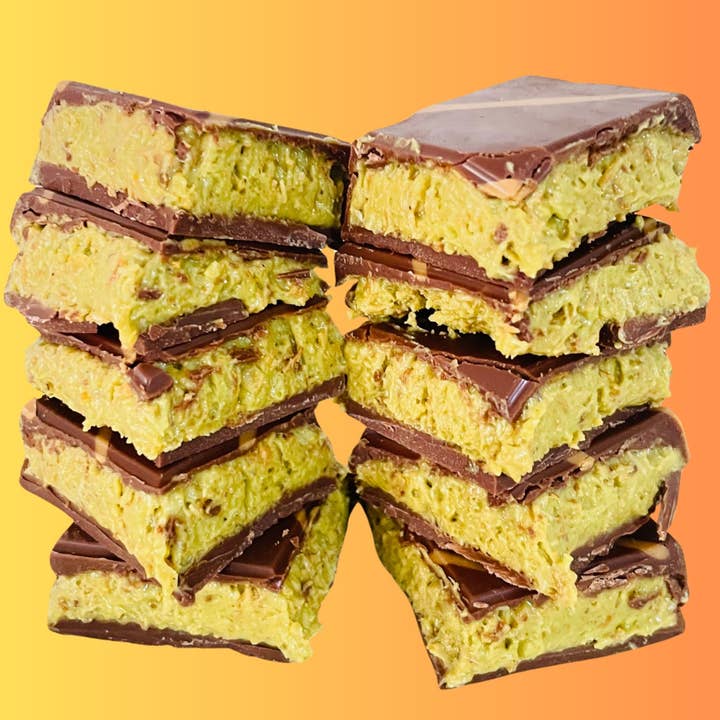 CosyDecorArt - Wholesale Chocolate Bar - Dubai Chocolate Crunchy Kunafa Pistachio Bar 6.7 oz3