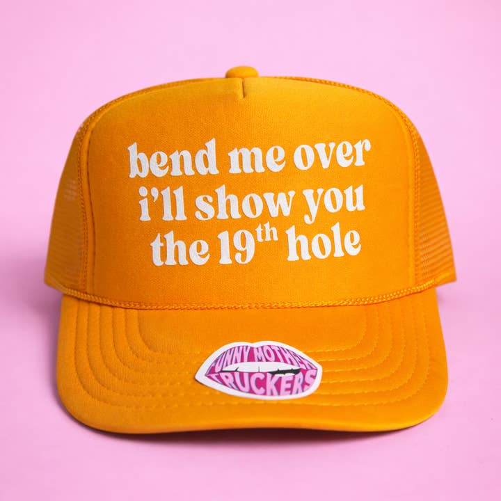 Dobra-me e eu mostro-te o 19º buraco boné de camionista. por atacado de Funny Mother Truckers