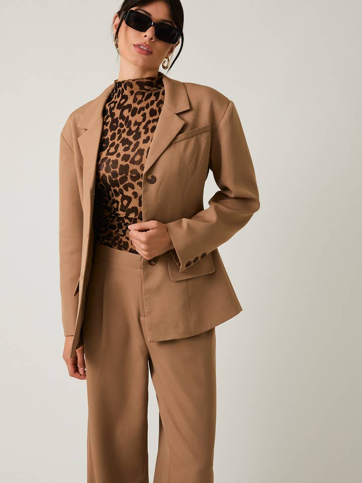 TAUPE STRUCTURED SHOULDER FIT & FLARE BLAZER for wholesale on Faire5