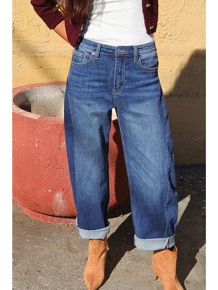 ARTEMIS VINTAGE - Wholesale Jeans - Women's - HIGH RISE RELAXED TAPERED DARK WASH BARREL JEANS