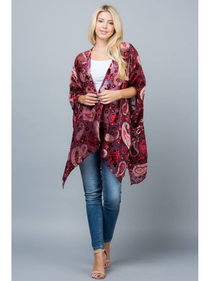 PLUS STØRRELSE MINIMALISTISK VELVET KIMONO for engroshandel hos LA Soul