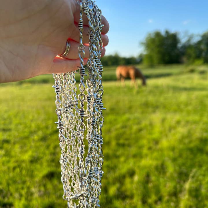 Wranglin' Daisies LLC - Wholesale Link & Chain Necklace - Barbed Wire Necklace0