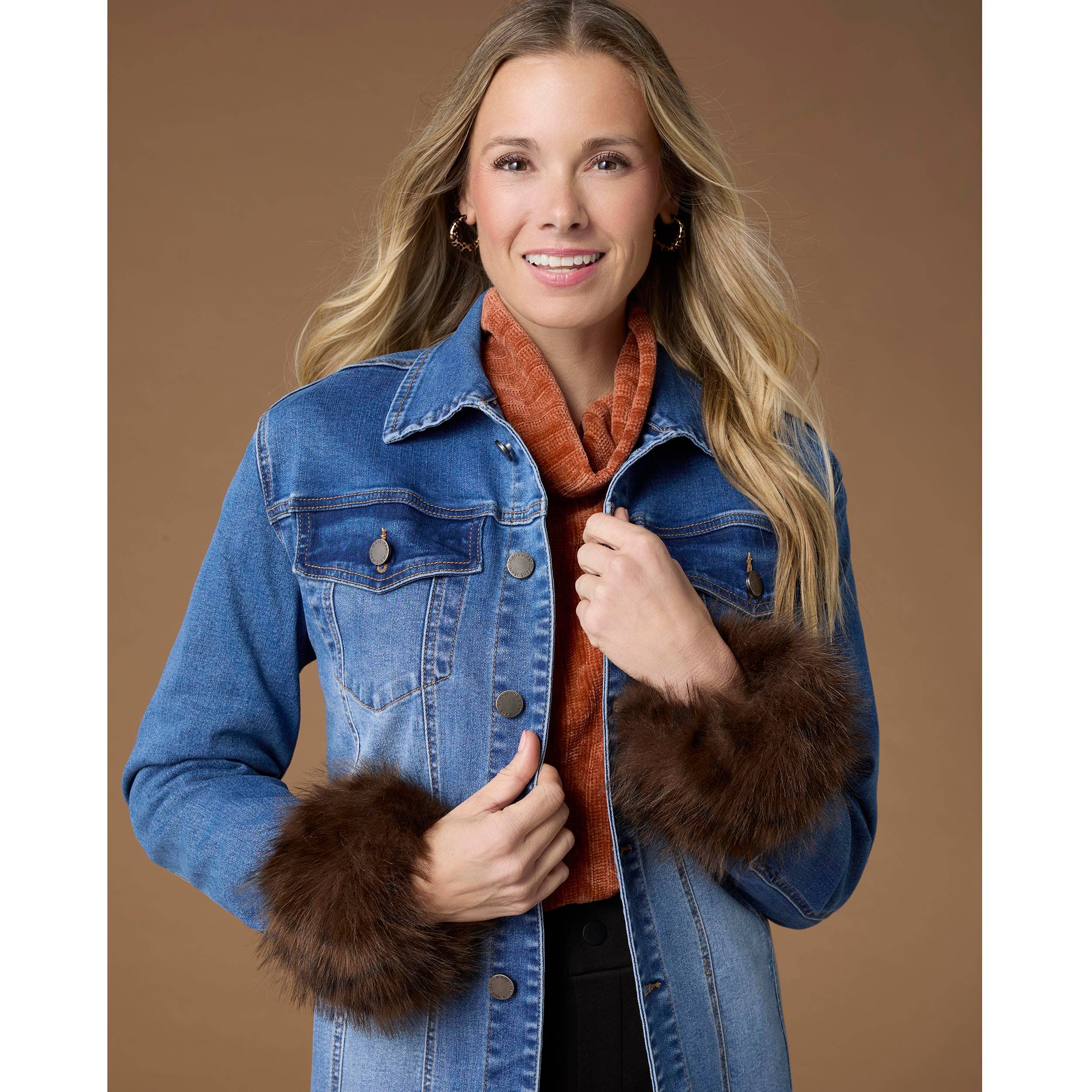 COCO + CARMEN - Vente Ceinture – femme - Manchettes en fausse fourrure W254