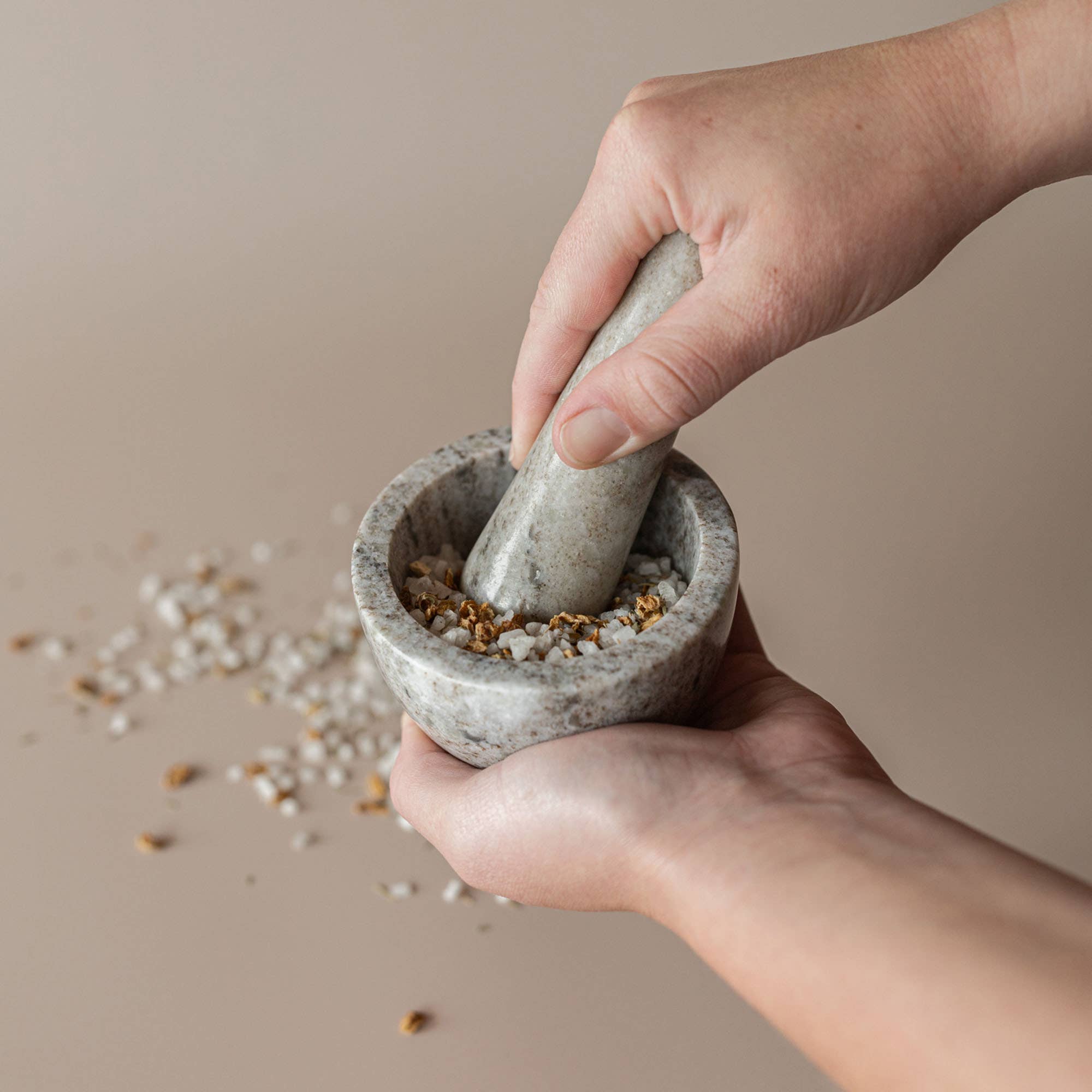 Foreside Home & Garden - Wholesale Mortar & Pestle - Soren Beige Marble Mortar And Pestle Set 22