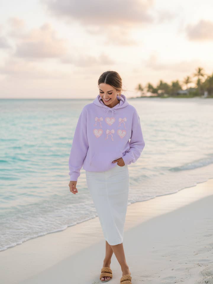 Felpa con cappuccio Cuori & Fiocchi — Maglione con motivo a cuori rosa carino per San Valentino per la vendita all'ingrosso da parte di Pearly Peach