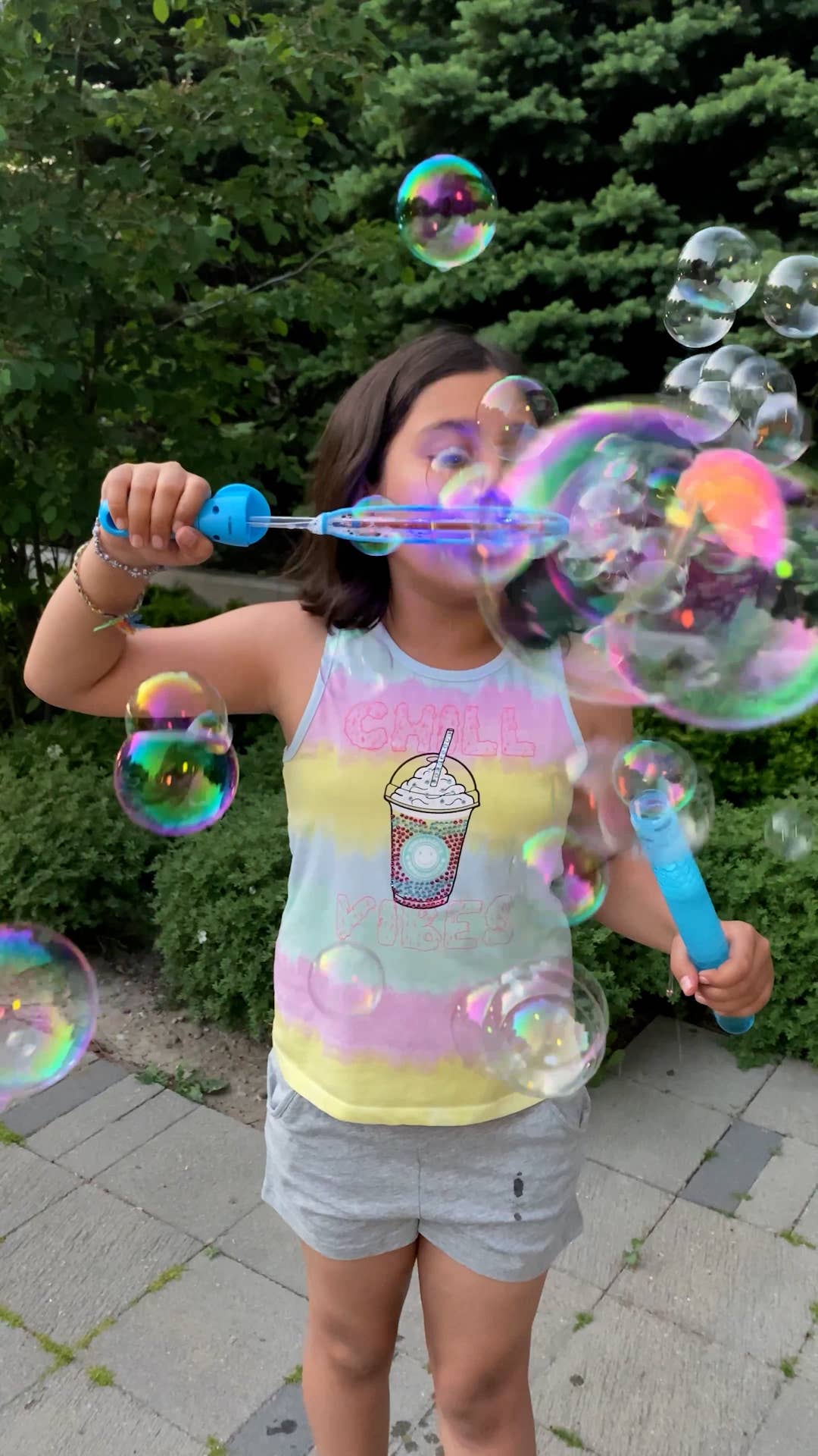 Wishbone Products - Wholesale Bubble Wand - Kids - LED 3 Color Light Up Motion Bubble Wand 5oz solution1