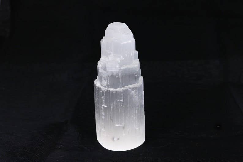 Designs by Deekay Inc. - Vente Pierre et cristal de spiritualité - Iceberg en cristal de sélénite (4 po)2
