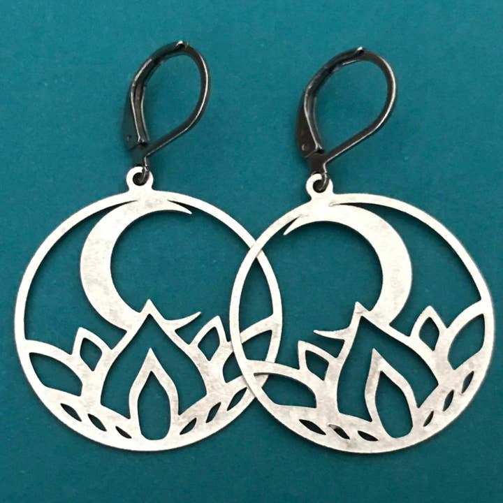 Dreamspirit - Wholesale Dangle Earrings - Silver Moon Lotus Earrings