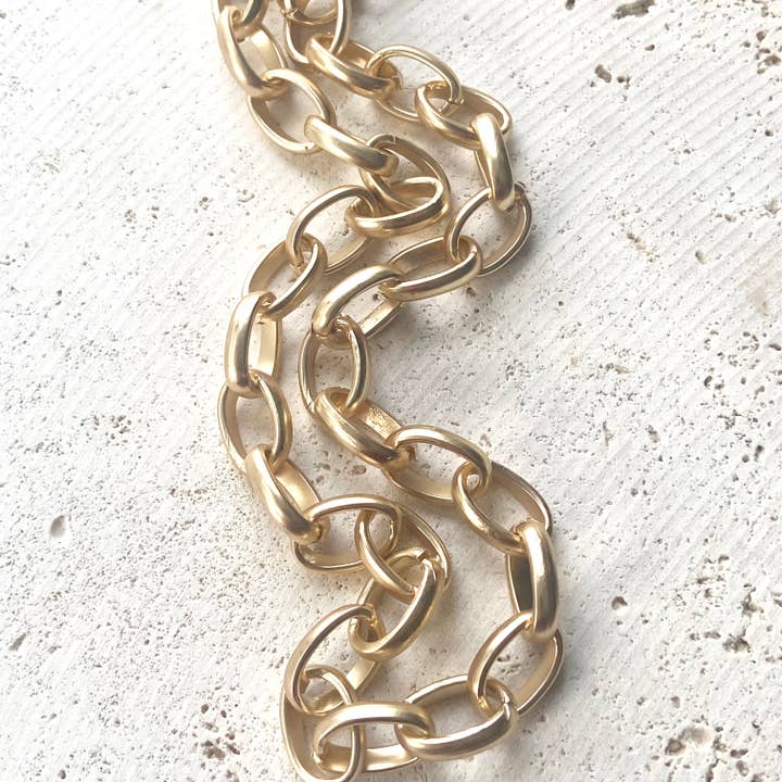 VB&CO Designs Handmade Jewelry - Wholesale Link & Chain Necklace - Chunky necklace statement layering1
